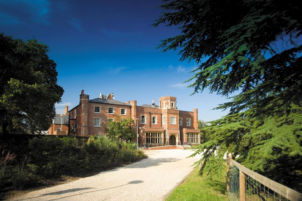The Cedars Hotel Wokingham Esterno foto